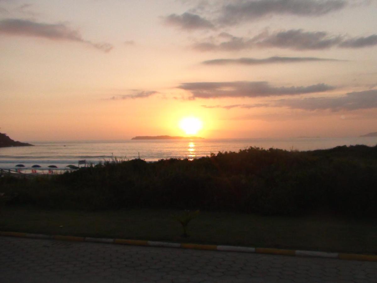Praia De 4 Ilhas Apartamento De 1 Quarto A 60M Praia Com Vista Bombinhas Exterior photo